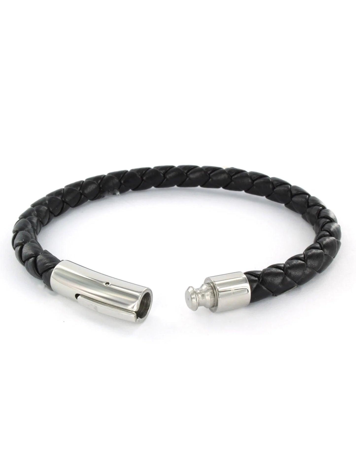 The Aloura Men's Leather Braided Bracelet