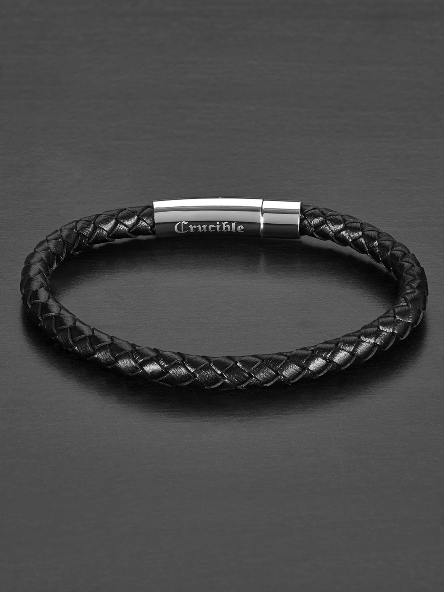 The Aloura Men's Leather Braided Bracelet